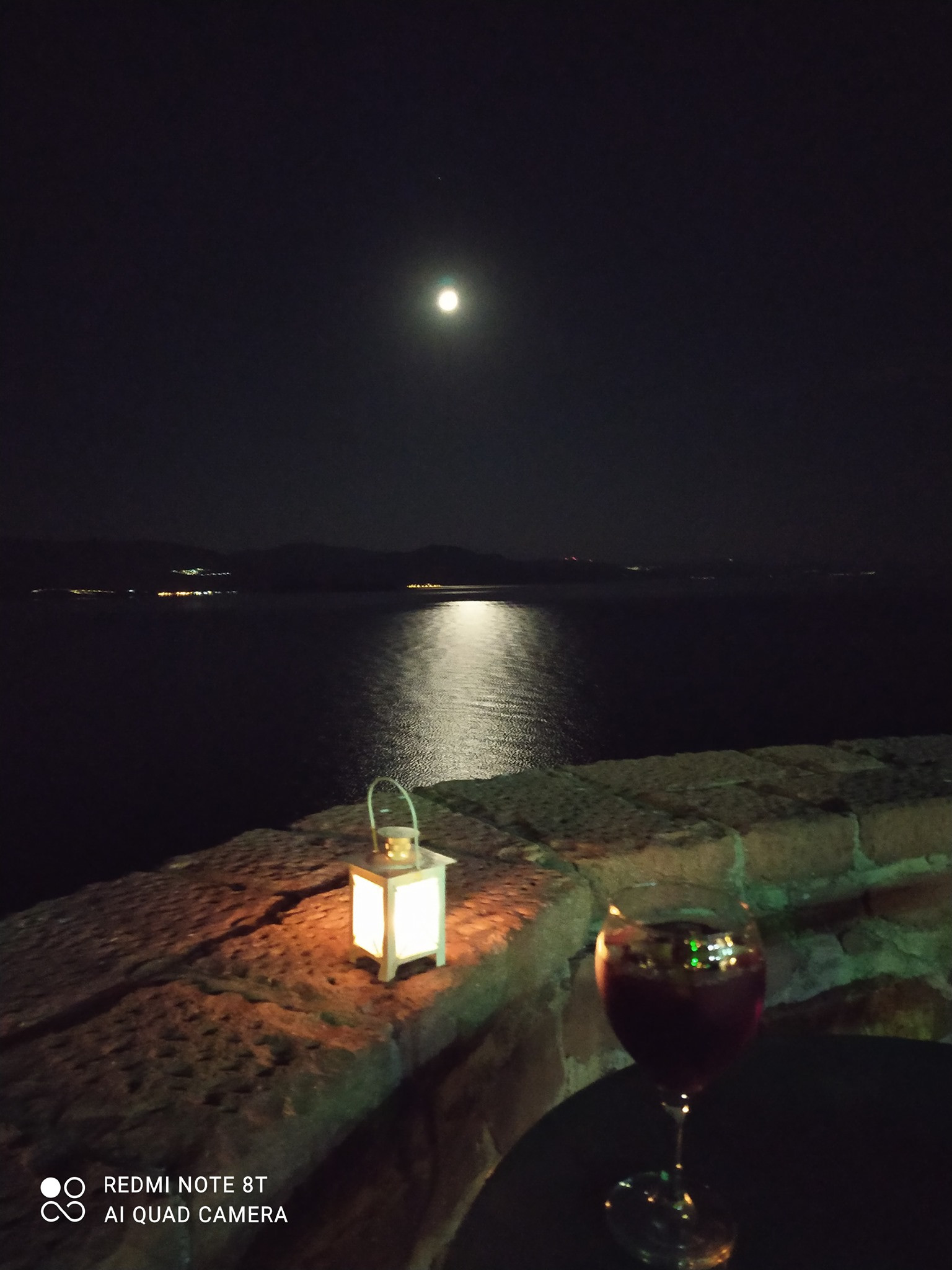 μολ.jpg