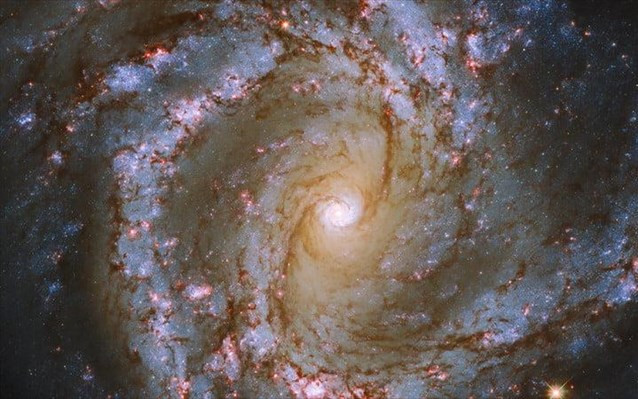 ena-galaksiako-maieutirio-se-olo-tou-to-megaleio.jpg