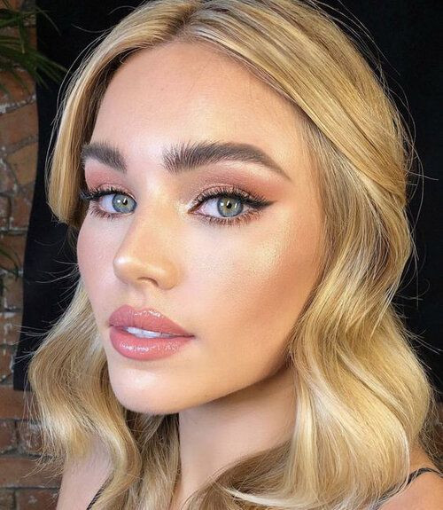 Makeup_ green eyes _ HOWTOWEAR Fashion.jpg