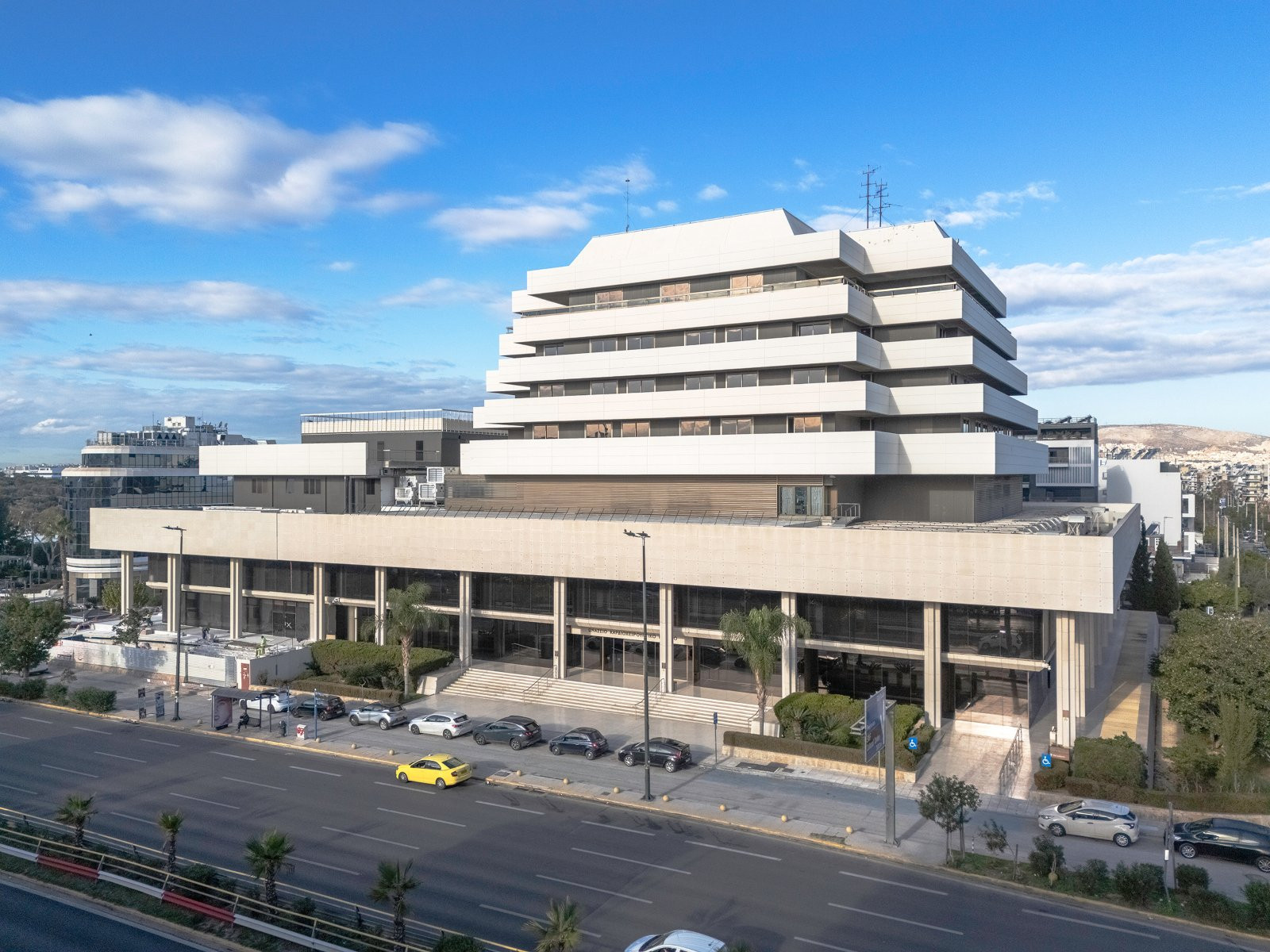 Onassis_Hospital_c_Stelios_Tzetzias.width-2560_h9PHEqtBnmIcygR1.jpg