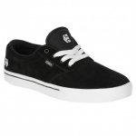 etnies.jpg etnies.jpg