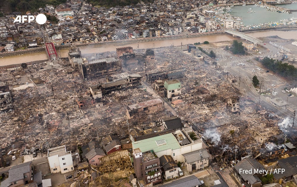 Σεισμός στην Ιαπωνία: Τουλάχιστον 30 νεκροί – Δεκάδες χιλιάδες εγκατέλειψαν τα σπίτια τους