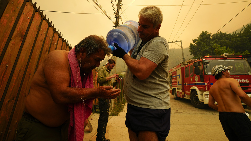 «Κόλαση επί γης» στη Χιλή - Εκατοντάδες οι αγνοούμενοι, στους 131 οι νεκροί