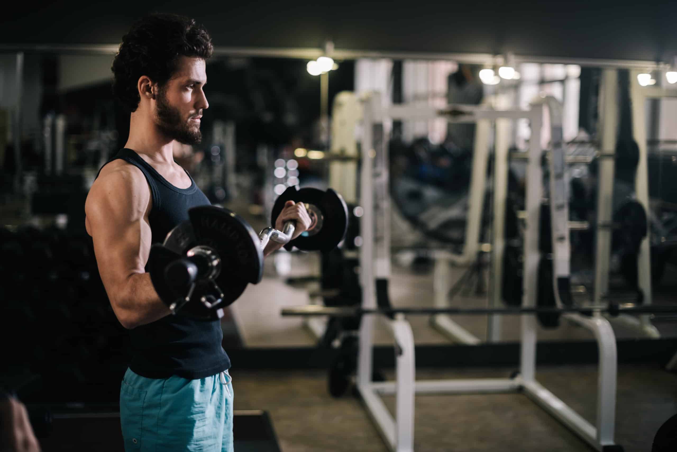www.strongerbyscience.com