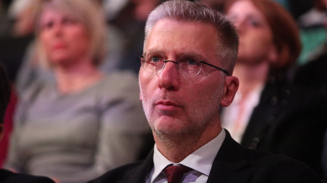 www.protothema.gr