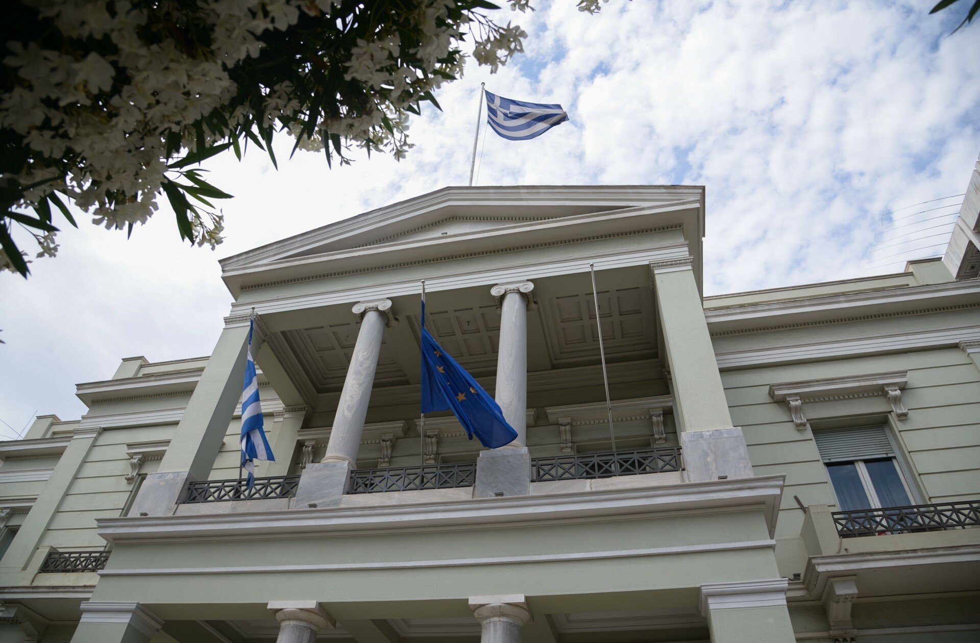www.naftemporiki.gr